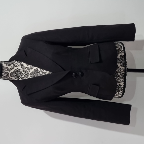 hot options Jackets & Blazers - Hot options, black corporate blazer, fitted waist, shoulder pads, size 10